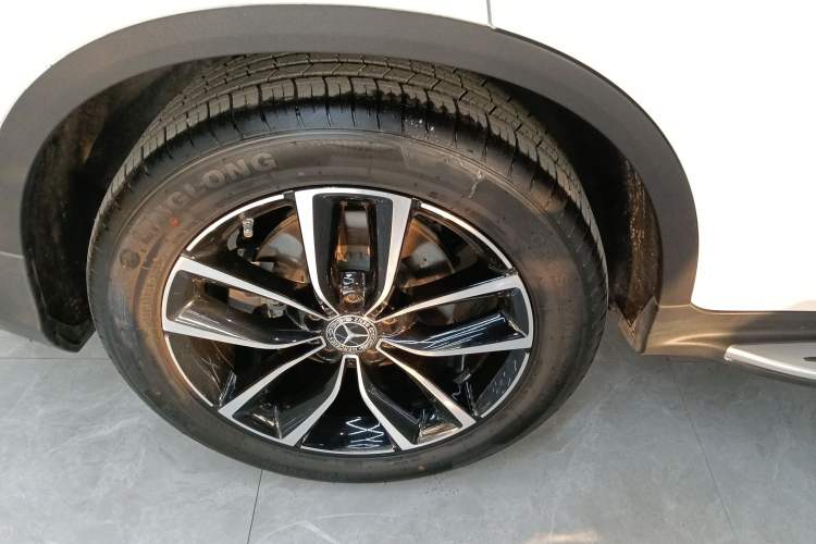 Used Mercedes-Benz GLC 2022 Second Facelift GLC 260 L 4MATIC Luxury Edition