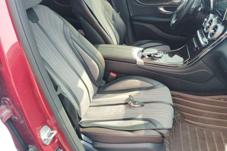 Used Mercedes-Benz GLC 2019 GLC 260 L 4MATIC Luxury Model