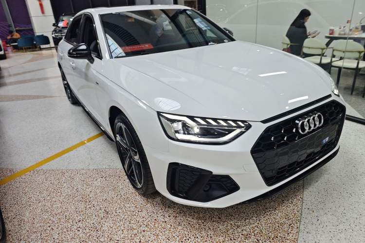 Used Audi A4L 2024 40 TFSI Luxury Dynamic Edition
