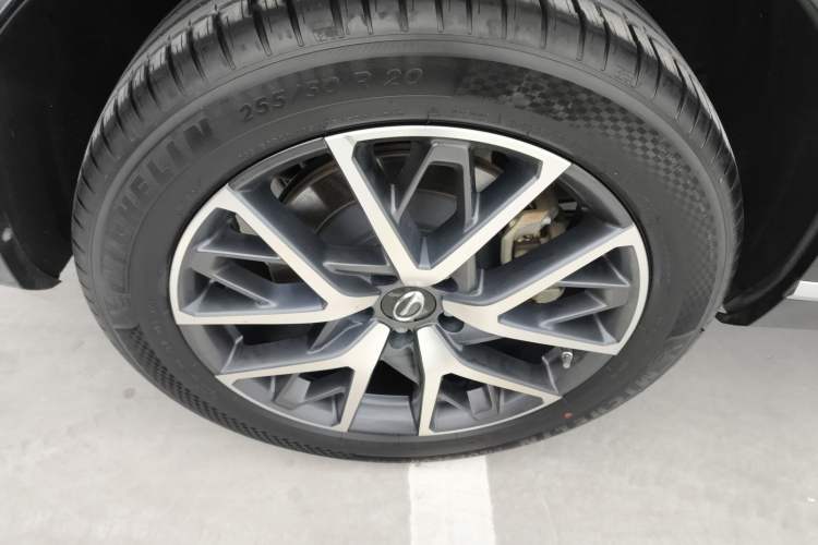 Used GAC Trumpchi ES9 2024 PHEV with 143 km Max