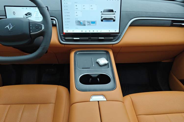 Used Dongfeng eπ eπ008 2026 Model Six-Seat Range-Extended Family Delight Edition
