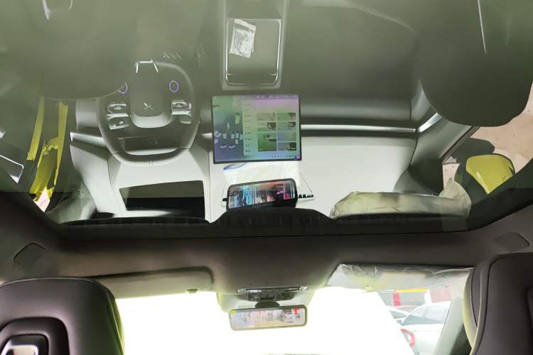 Used XPeng P7 2025 Model—702 Long Range Ultra
