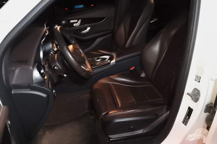 Used Mercedes-Benz GLC 2018 GLC 260 4MATIC Dynamic Edition
