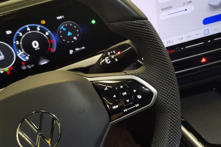 Used Volkswagen Passat 2025 Pro 380TSI Starry Dragon Edition