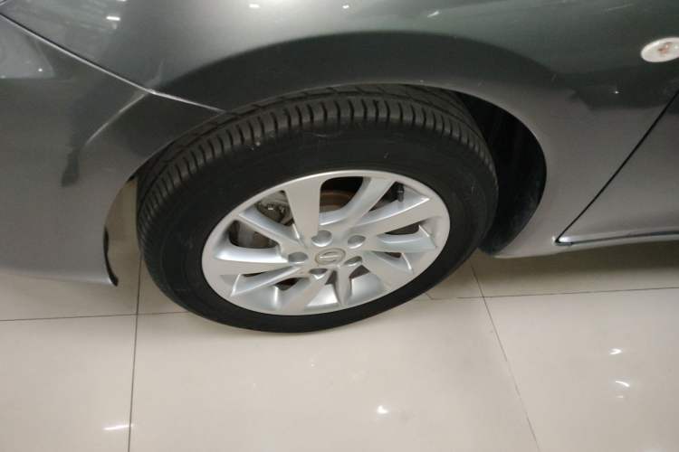 Used Nissan Tiida 2016 1.6L CVT Cool Dynamic Edition
