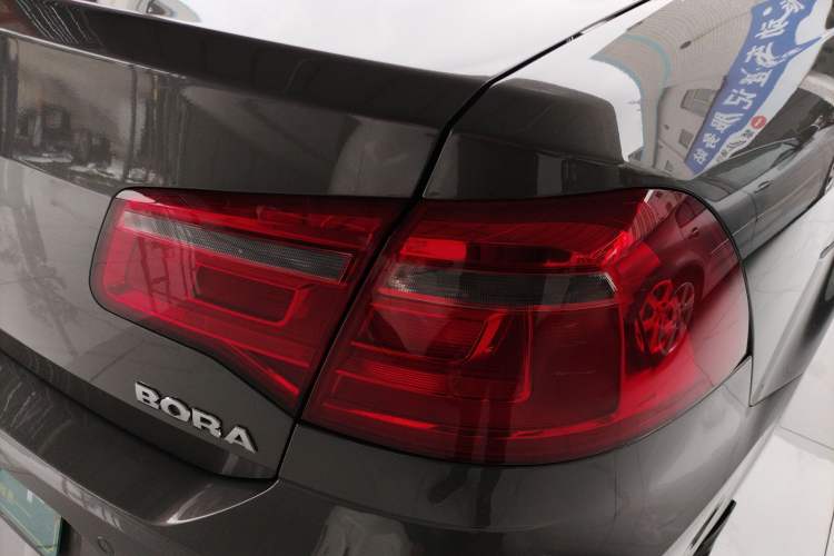 Used Volkswagen Bora 2014 1.6L Automatic Fashion Model
