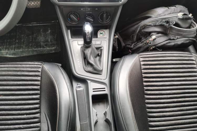 Used Volkswagen Lavida 2019 Lavida Start 1.5L Automatic Trendy Version China VI Standard