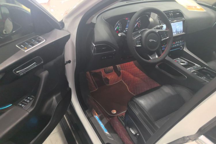 Used Jaguar F-PACE 2020 2.0T Urban Deluxe Edition
