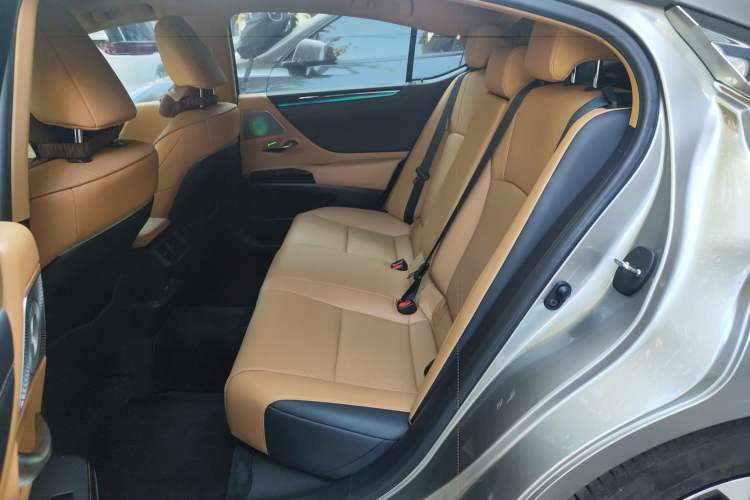 Used Lexus ES 2024 200 Premium Edition