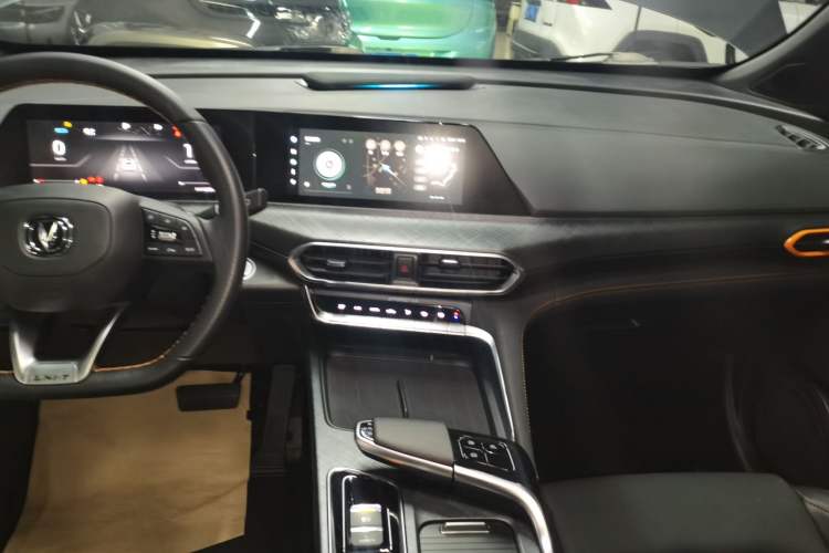 Used Changan UNI-T 2022 1.5T Prestige Version
