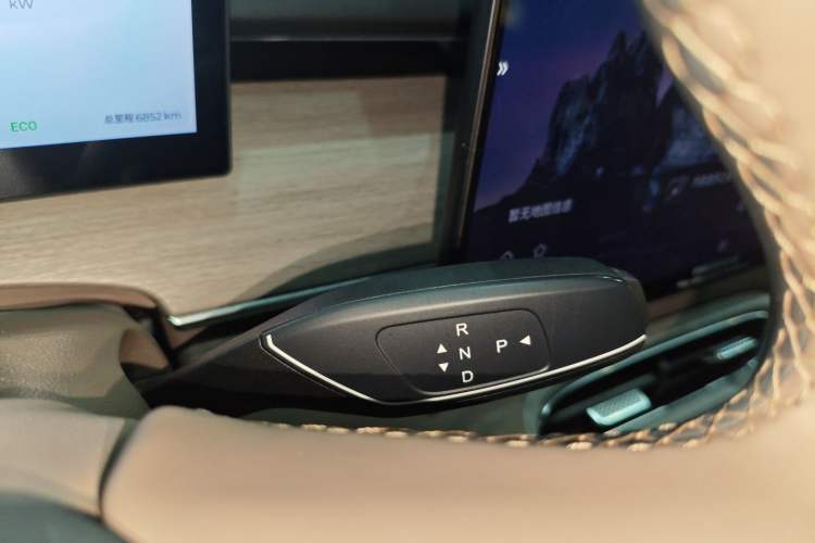 Used Chery Fengyun T8 2025 1.5T 130km Deluxe Version 5 Seats