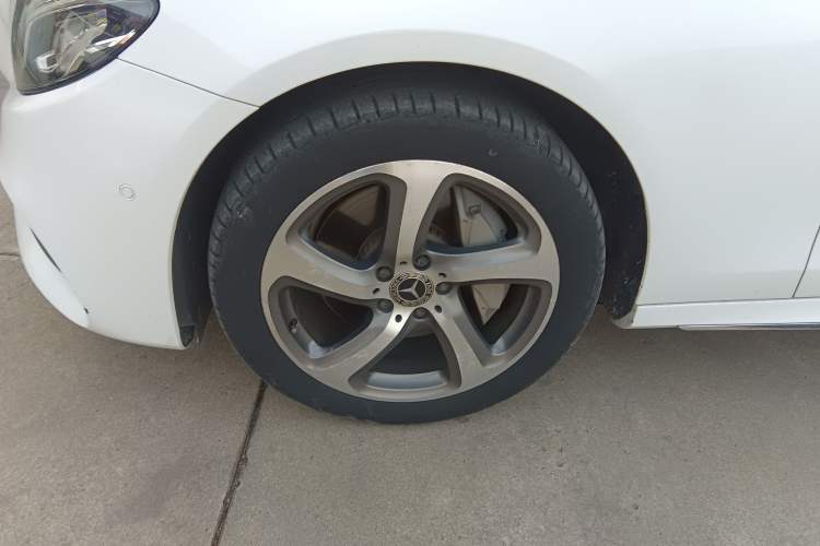 Used Mercedes-Benz E-Class 2018 Restyled E 300 L Sport Luxury Edition
