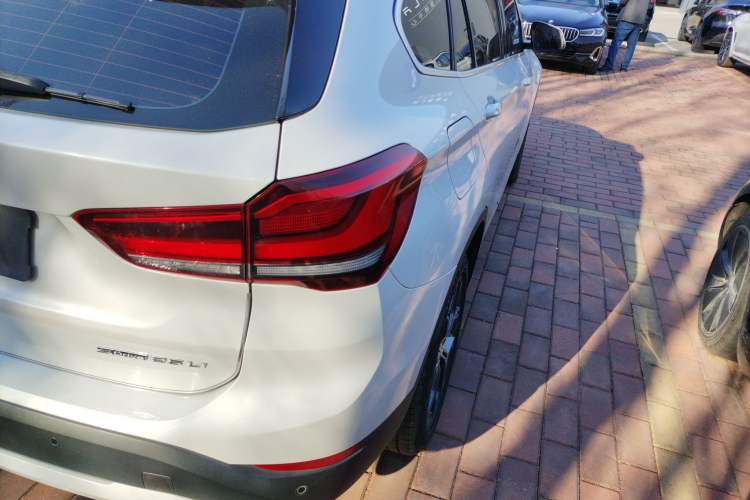 Used BMW X1 2020 sDrive25Li Leading Model
