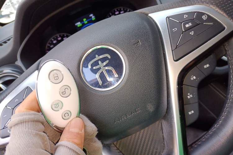 Used BYD Song New Energy 2019 Song DM 1.5TID Smart Connect Dynamic Model
