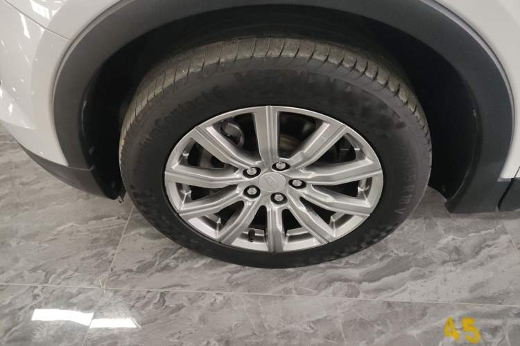 Used Cadillac XT4 2018 28T Two-Wheel Drive Leading Version