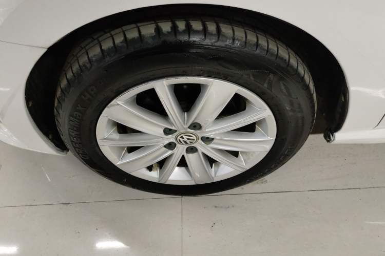 Used Volkswagen Polo 2014 1.6L Automatic Comfort Edition