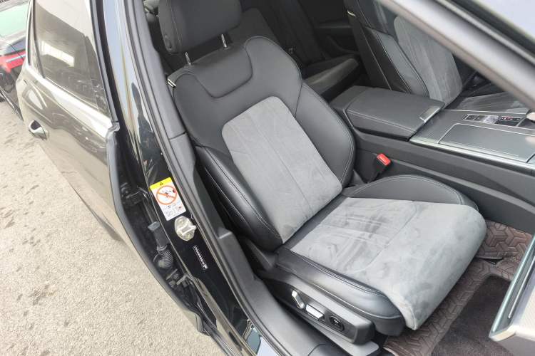 Used Audi A6L 2024 40 TFSI Luxury Dynamic Edition