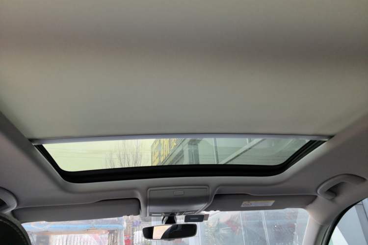 Used Volkswagen Tiguan L 2022 330TSI Automatic Two-Wheel Drive R-Line Enhanced Edition
