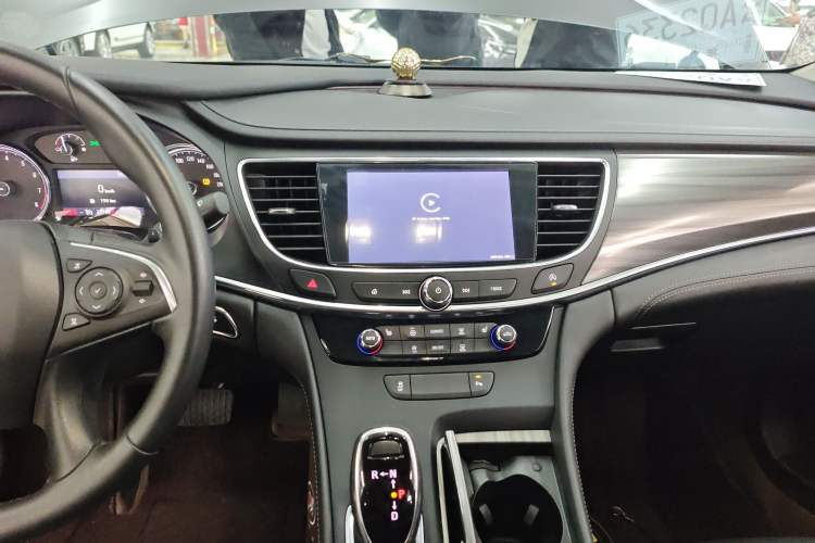 Used Buick LaCrosse 2022 552T Luxury Version
