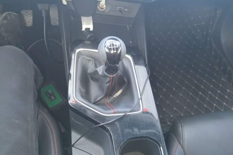 Used MG 5 2021 180 DVVT Manual Youth Luxury Edition
