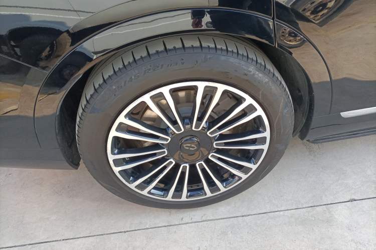 Used Hima AITO M9 2024 Range-Extended Ultra Version 42 kWh 6-Seater Model