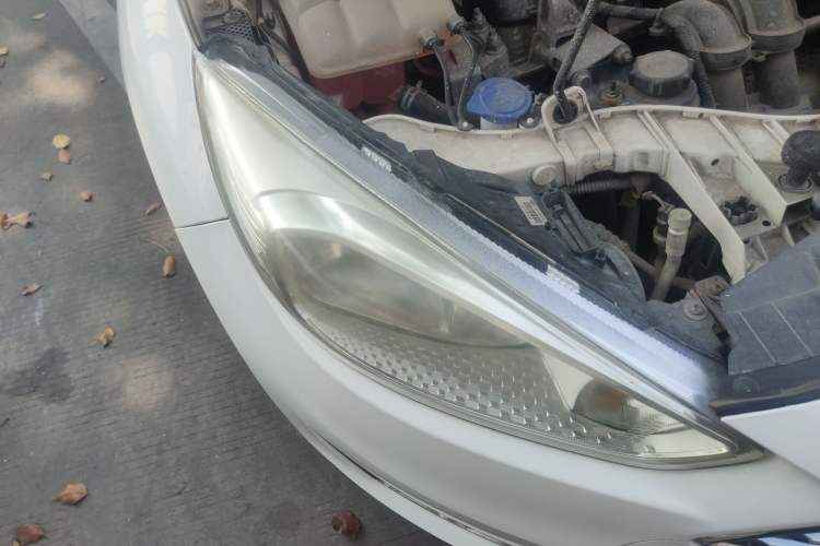 Used Ford Focus 2017 Sedan 1.6L Automatic Fashion Edition Smart Drive Version
