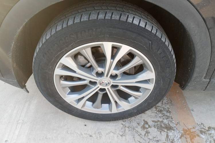 Used Buick Envision 2021 Encore Plus 652T Five-Seat Luxury Model
