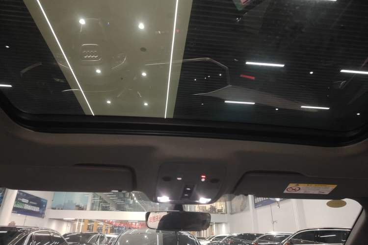 Used Audi Q3 2024 40 TFSI Fashion Dynamic Model