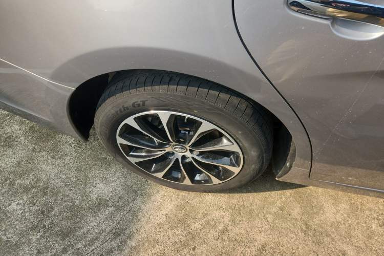 Used Toyota Avalon 2022 Dual-Engine 2.5L Luxury Edition
