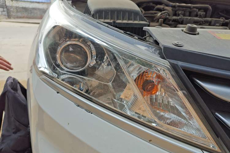 Used Baojun 310 2016 1.2L manual Comfort trim level