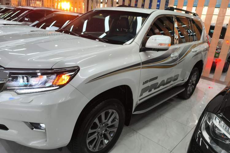 Used Toyota Prado 2018 3.5L Automatic TX-L with Rear-Mounted Spare Tire
