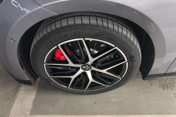 Used BYD Han L 2025 DM-p Four-Wheel-Drive LiDAR Flagship Model
