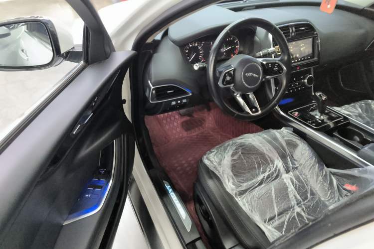 Used Jaguar XEL 2020 2.0T 200 PS S Advanced Elegance Edition
