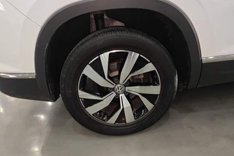 Used Volkswagen Tayron 2021 330TSI Two-Wheel Drive 30th Anniversary Edition