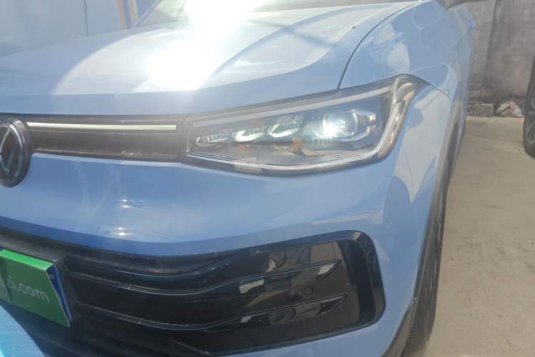 Used Volkswagen Tharu 2025 NewRui 300TSI Prestige Edition
