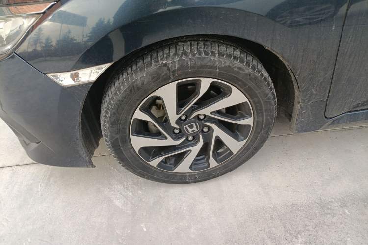 Used Honda Civic 2016 220TURBO CVT Luxury Edition