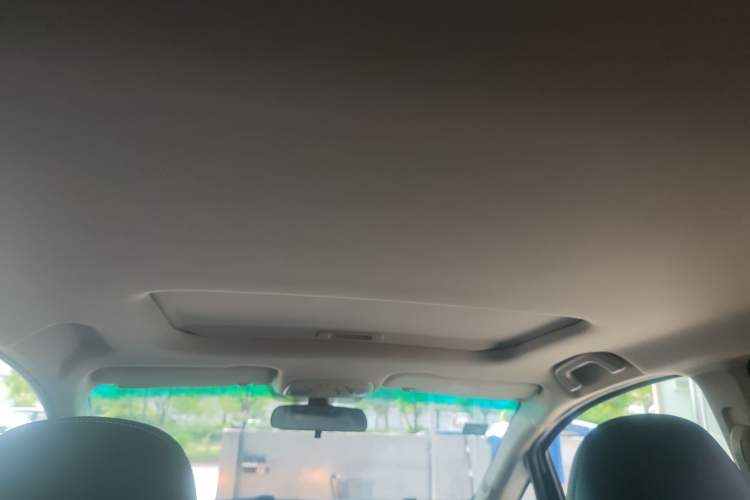 Used Geely Auto Vision X3 2017 1.5L Automatic Prestige Model
