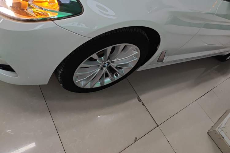 Used BMW 5 Series 2020 525Li Luxury Package