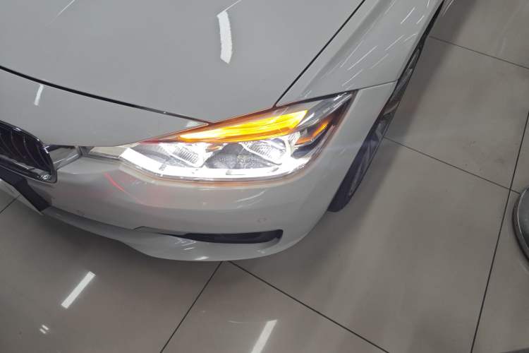 Used BMW 3 Series 2018 320Li Leading Luxury Package
