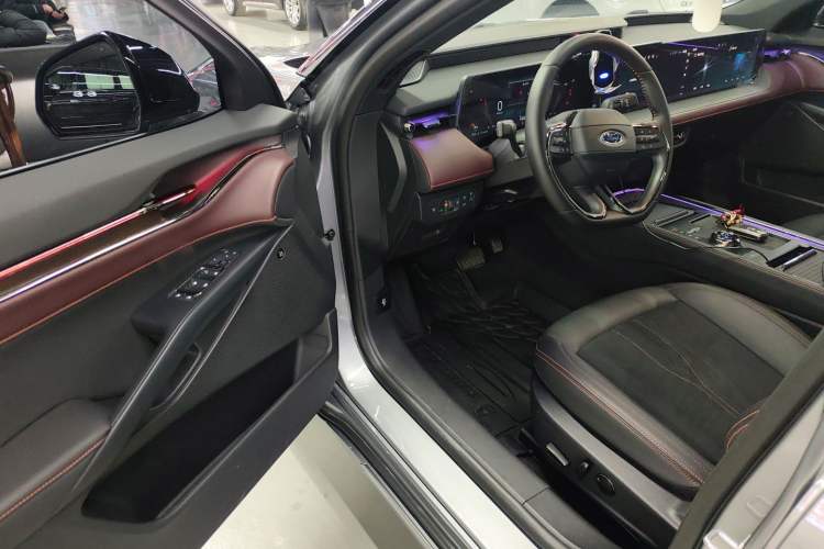 Used Ford Mondeo 2023 EcoBoost 245 Ultimate Model
