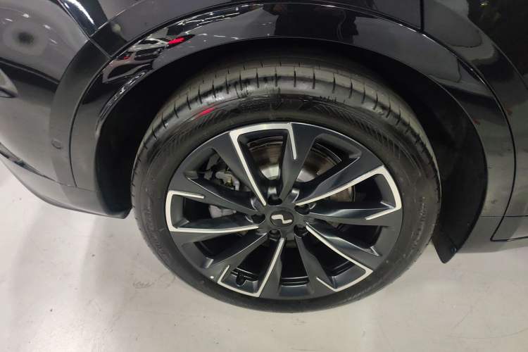 Used ONVO L60 2024 60 kWh Rear-Drive Version