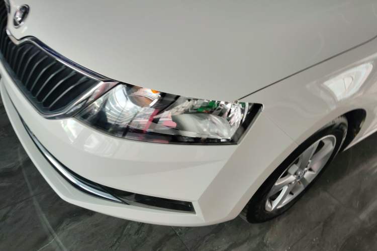 Used Skoda Rapid Spaceback 2019 1.5L Automatic Comfort Edition
