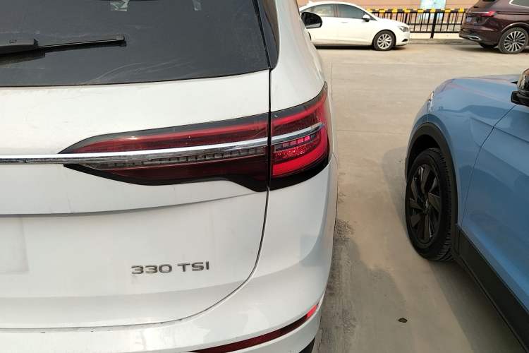 Used Volkswagen Viloran 2024 330TSI Luxury Edition