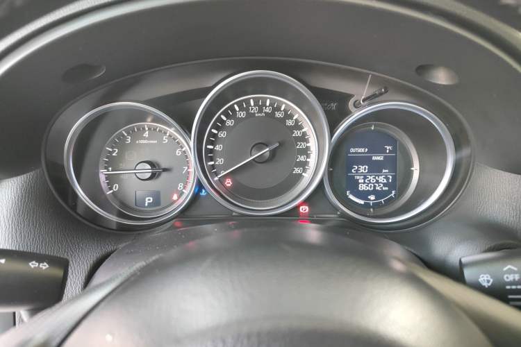 Used Mazda CX-5 2015 2.0L Automatic Two-Wheel Drive Urban Version
