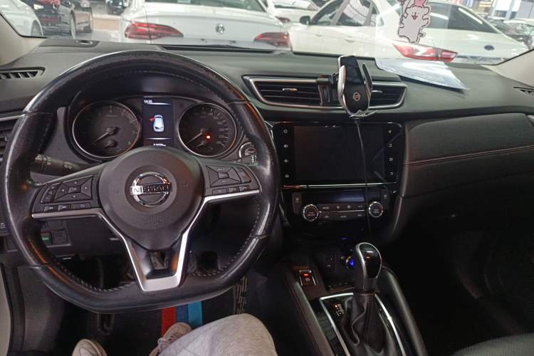 Used Nissan Qashqai 2022 2.0L CVT XV Premier Luxury Edition
