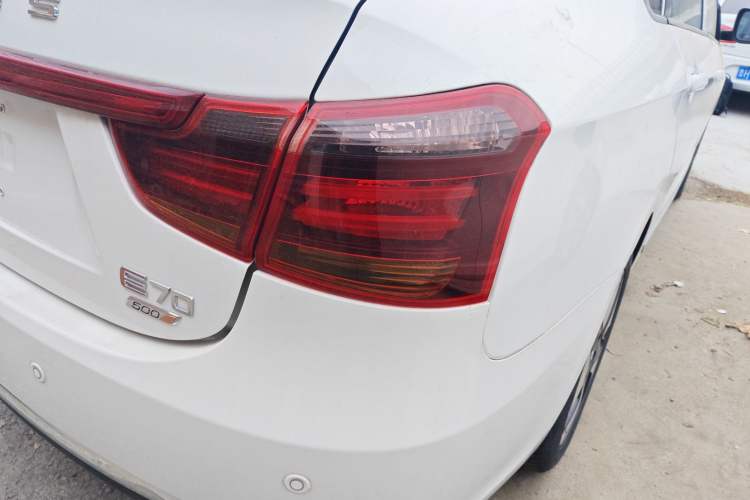 Used Dongfeng Aeolus E70 2021 500 Pro Deluxe Edition
