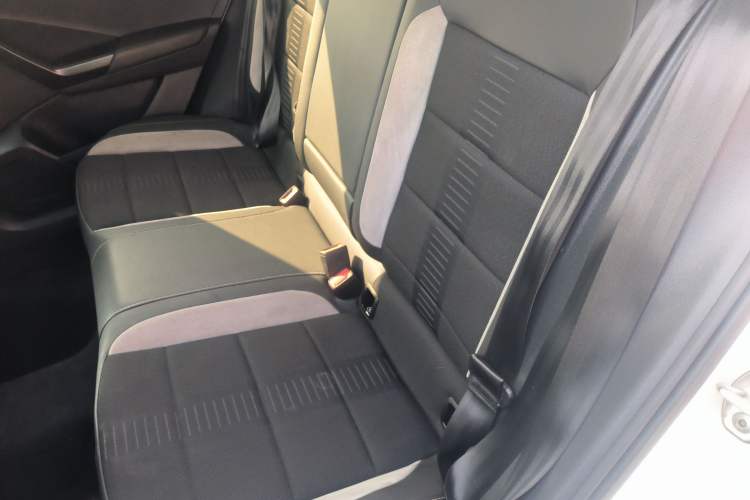 Used Volkswagen T-ROC 2020 280TSI DSG Two-Wheel-Drive Elite Version
