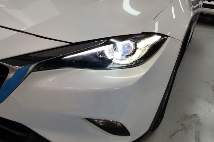 Used Mazda CX-4 2018 2.0L Automatic Two-Wheel Drive Blue Sky Dynamic Version China VI Standard
