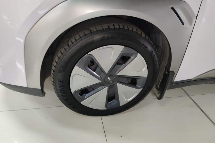 Used AION Y 2023 Plus 510 Enjoy Edition