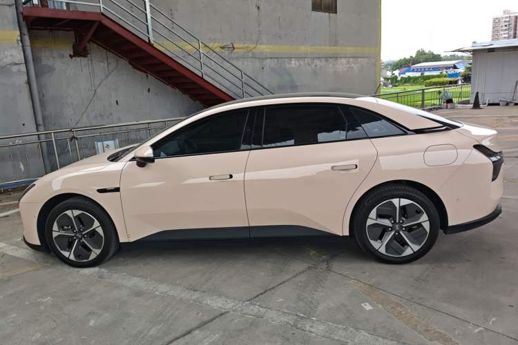 Used XPeng MONA M03 2024 620 with Ultra-Long Range